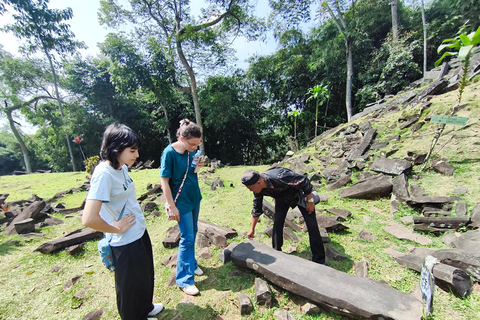 Jakarta: Explore Gunung Padang Archaeological Site Tour