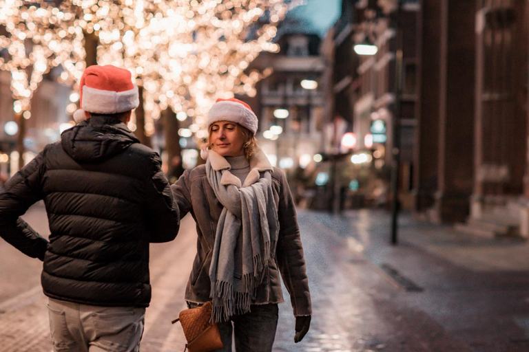 Caminhada de Natal encantadora em Delft com a Praça do Mercado Histórico