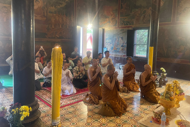 Tempio di Chiso, Neang kmoa e tempio di Taprum Tour storicoTour storico del tempio di Chiso, Neang kmoa e Taprum