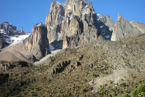 Nairobi: 5-Day Mount Kenya Climbing Tour via Sirimon Route