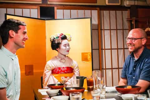 The best Gion Dinner shows 2026 - Free cancellation | GetYourGuide