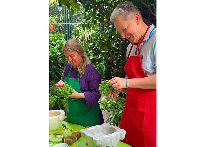 Genoa: Pesto and Walnut Sauce Lesson with World Champion and Ligurian Menu