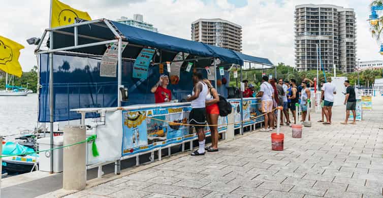 Miami: Parasailing Experience in Biscayne Bay photo 8