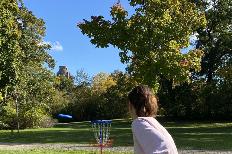 Frisbee golf / disc golf: divertimento in un bellissimo parco di LipsiaFrisbee golf / Disc golf: divertimento assicurato in un bellissimo parco a Lipsia