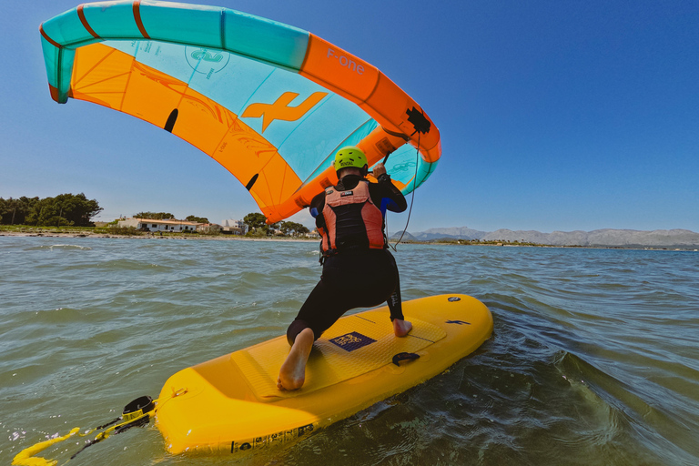 Alcudia: Wing Foil Experience with Equipment Alcudia: Wing Foil Experience with Equipment - Semi Private