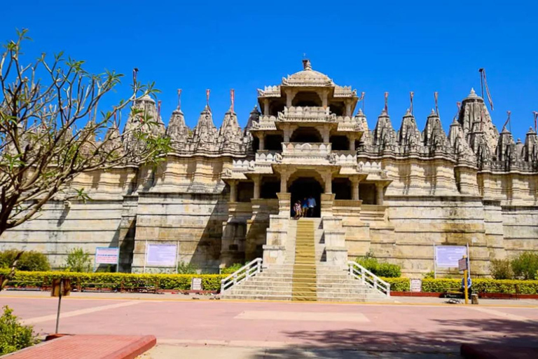 Wycieczka jednodniowa do Kumbhalgarh i Ranakpur z Udaipur