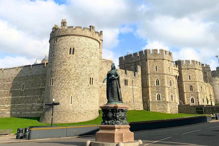 From London to Windsor Castle Private Tour with Driver