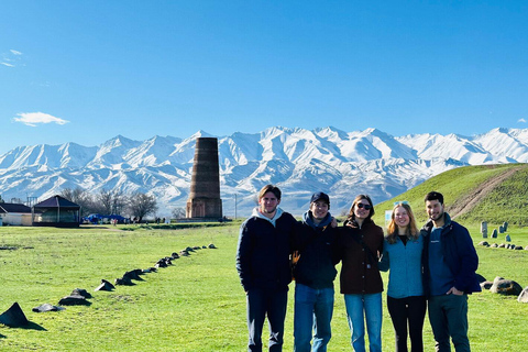 2-Day Autumn Canyons, Eagle Hunter & Lakeside Yurt Trip 2-Day Autumn Canyons, Eagle Hunter & Lakeside Yurt Trip