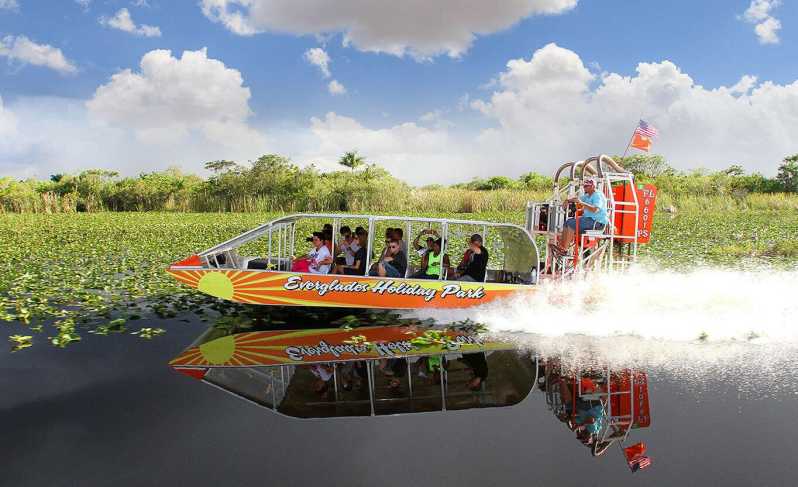 Fra Miami: Everglades Airboat, Wildlife Show og busstransport
