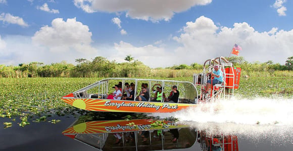 Miami: Everglades Airboat, Wildtierausstellung & Hin- und Rückfahrt mit dem Bus