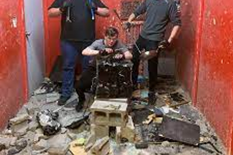 Centro de Sacramento: Experiencia en la Sala RageSemana mala Experiencia en la Sala Rage