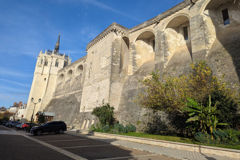 جولة إرشادية في قلعة أمبواز الملكيةجولة إرشادية في قلعة أمبواز الملكية باللغة الإنجليزية