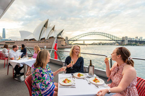 Haven van Sydney: 2-uur durende lunchrondvaart2 uur durende lunch cruise