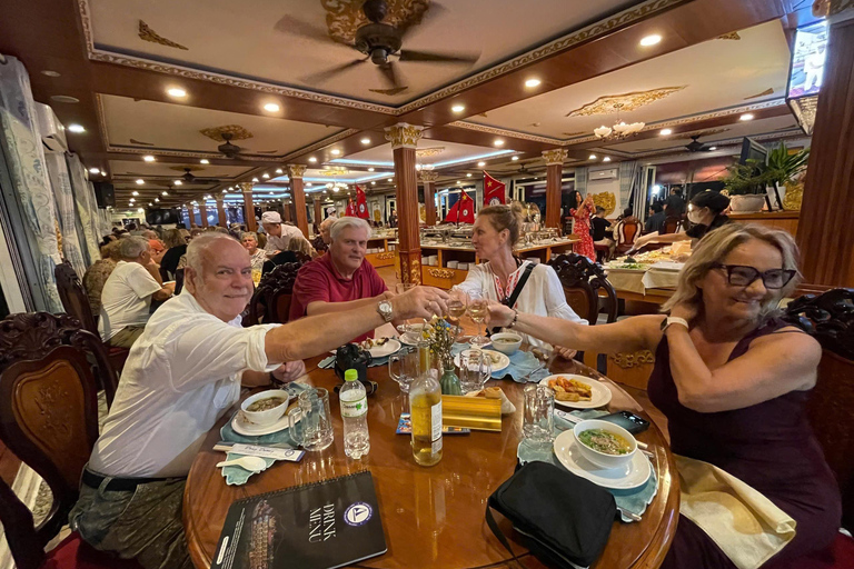 Vanuit Phu My Haven: Ho Chi Minh Stad Excursie Tocht langs de kustVanuit Phu My Haven: Ho Chi Minh Stad Tour