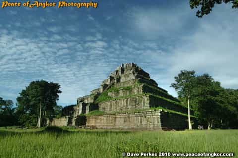 lost city of koh ker beng mealea fullday photo tour