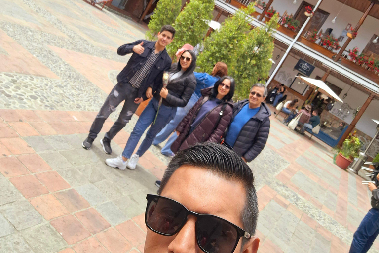 Tour of the beautiful city of Cuenca, Ecuador, visiting museums and cathedrals. Tour in the beautiful city of Cuenca Ecuador, visit museums, Cathedrals.