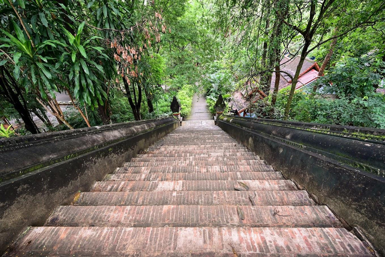 Chiang Mai:Wat Phra That Doi Suthep & Wat Umong Evening Tour Chiang Mai: Wats Phra That Doi Suthep & Umong Evening Tour