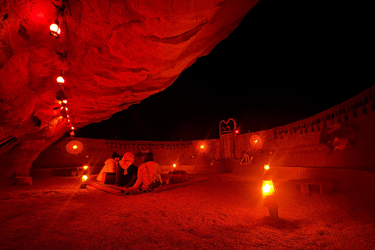 Wadi Rum: Cave Stargazing Experience