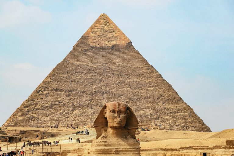 Cairo: Pyramids, Sakkara &amp; Memphis Private Tour with Lunch