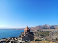 Yerev，七，Haghartin，Goshavanak和代表团集团之旅 - Housity