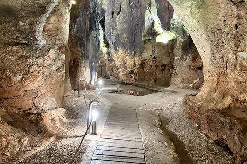 From Albir, Benidorm & Calpe: Jalon & Caves of Skulls Tour From Calpe with Meeting Point at Suitopia