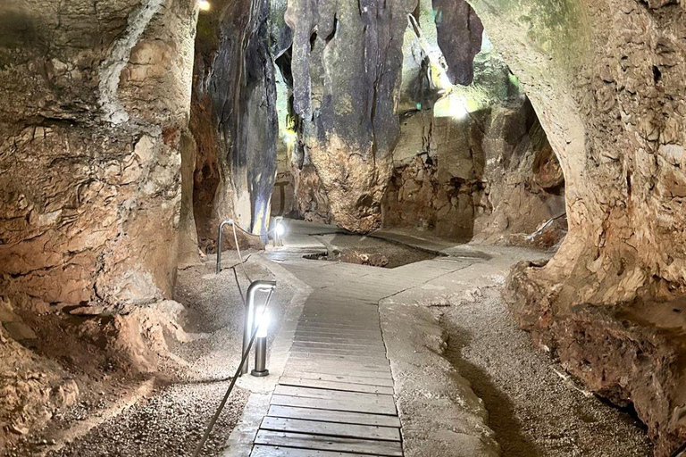 From Albir, Benidorm & Calpe: Jalon & Caves of Skulls Tour From Calpe with Meeting Point at Suitopia