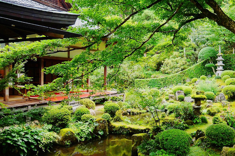 Osaka: Lake Biwa, Moonlit Temple and Omi Highlights Day Trip