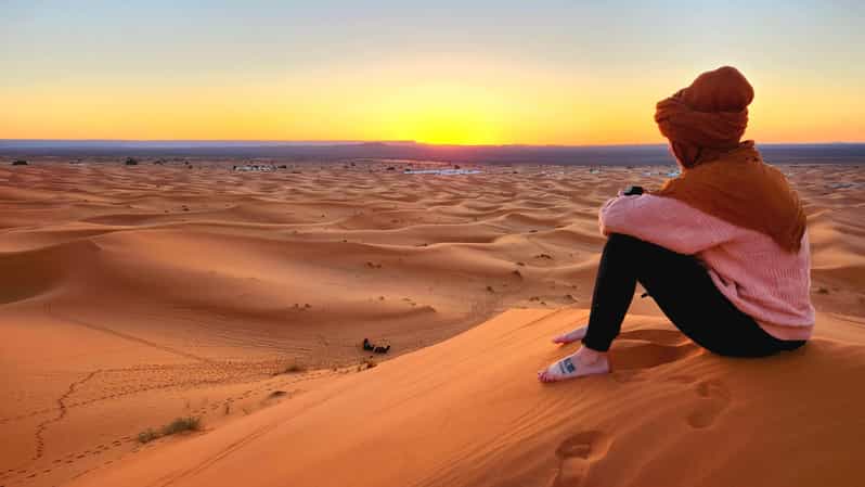 Nuit en camp dans les dunes de l'Erg Chebbi de Merzouga au départ de Merzouga - bivouac