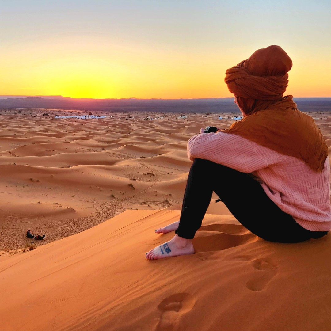 Nuit en camp dans les dunes de l'Erg Chebbi de Merzouga au départ de Merzouga