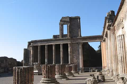 Nápoles y Pompeya: tour de un día completo