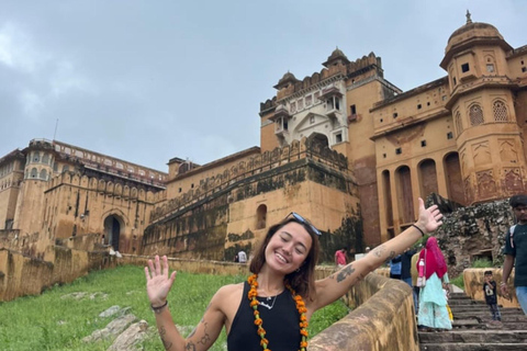 Saindo de Délhi: Passeio de 3 dias em Jaipur e safári pela vida selvagem em RanthamboreCarro com ar-condicionado + safári com tigres + hotel + passeios turísticos em Jaipur