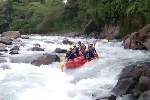 Sarapiqui: Adrenalinet i Sarapiqui-forsen