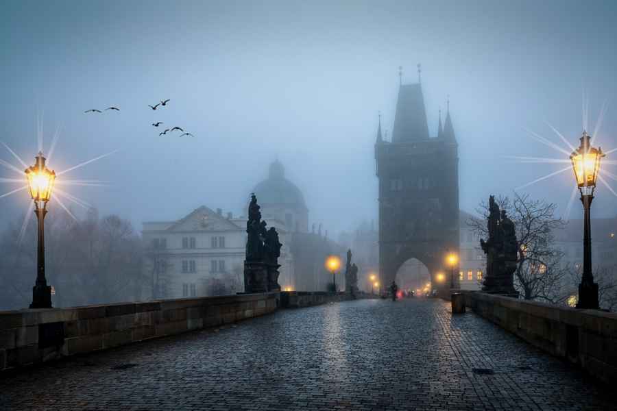 Prag: Geistertour zu Fuß. Foto: GetYourGuide