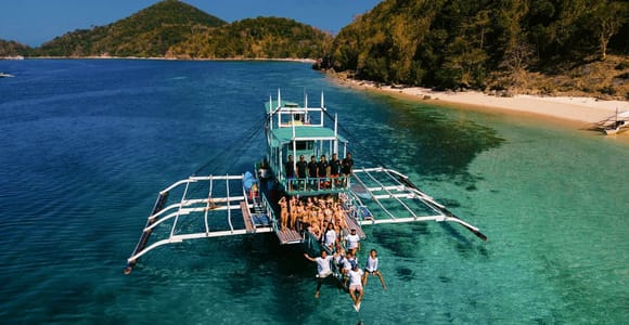 El Nido to Coron: 3 Day and 2 Night Island Escape Expedition