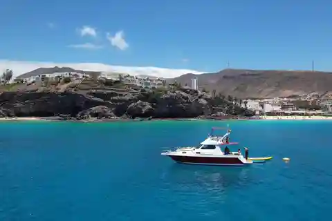 Morro Jable: boat tour for private group. Food and drink.