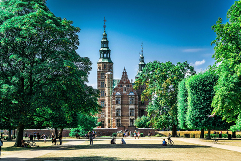 Copenhagen City & Rosenborg Castle Private Walking Tour Tour in German