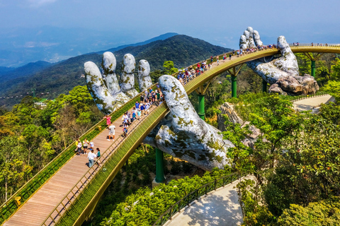 Von Hue aus: Privater Transfer nach Hoi An mit Goldener Brücke