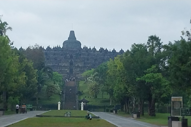 Semarang: 5-Day Java Highlights Tour to Ketapang Port