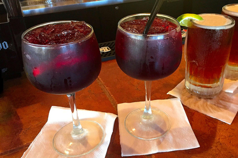 Puebla: Espectáculo icónico de lucha libre profesional con cena y bebida