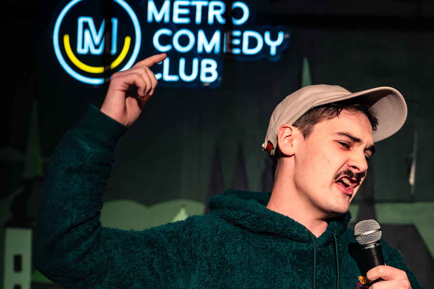 布拉格周一英文脱口秀