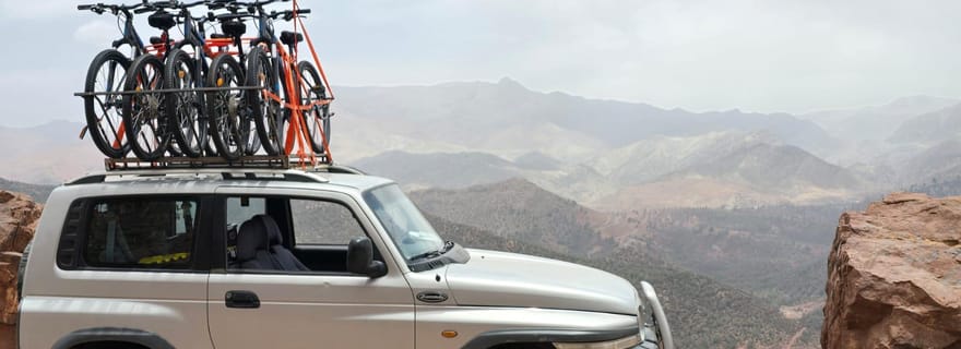 Visite guidée à vélo des gorges du Dadès et de la vallée des Roses