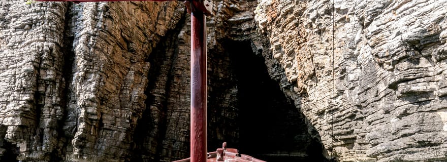 Budva : Exploration des grottes et visite en bateau privé