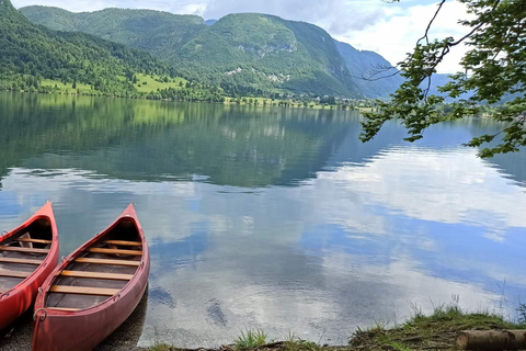 Slovenien: Bledsjön och Bohinjsjön Privat turSlovenien: Bledsjön och Bohinjsjön Privat tur med skåpbil