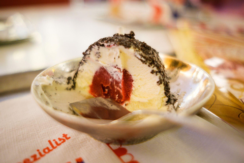 Vienna: Tour del dolce con pasticcini, torte e caffè nascosti