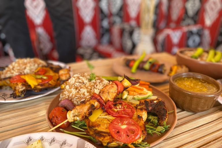 Hurghada: przejażdżka na wielbłądzie w obozie BADU, kolacja i obserwacja gwiazd