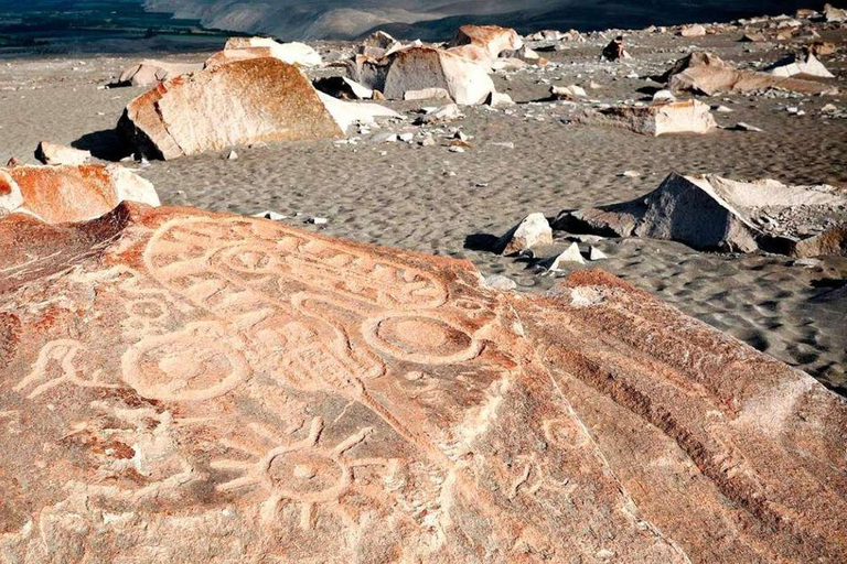 Från Arequipa: Rundtur på Sillar Route + Culebrillas Canyon