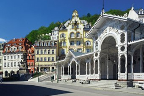 Da Praga: tour a Karlovy Vary e Mariánské Lázně con pranzoKarlovy Vary e Marianske Lazne: tour con pranzo da Praga