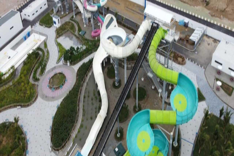 Jeddah: Waterpark Entry Ticket with Pools and Rides Guest Companion Ticket – Entry Only