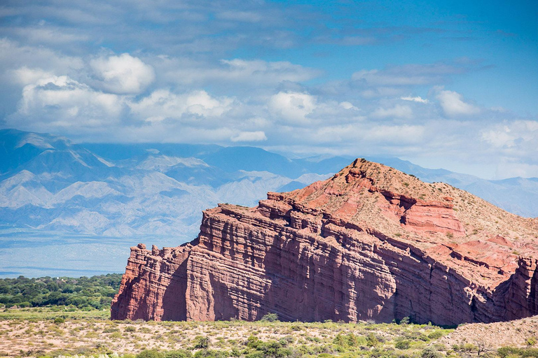 Von Salta aus: Ganztägige Wein- und Tal-Tour nach CafayateAb Salta: Tagestour in die Weinregion Cafayate