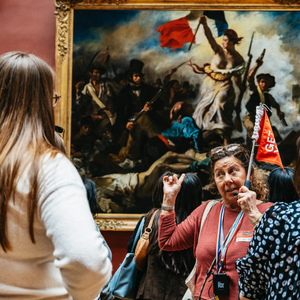 Paris: Louvre Museum Tour Mona Lisa & Iconic Masterpieces